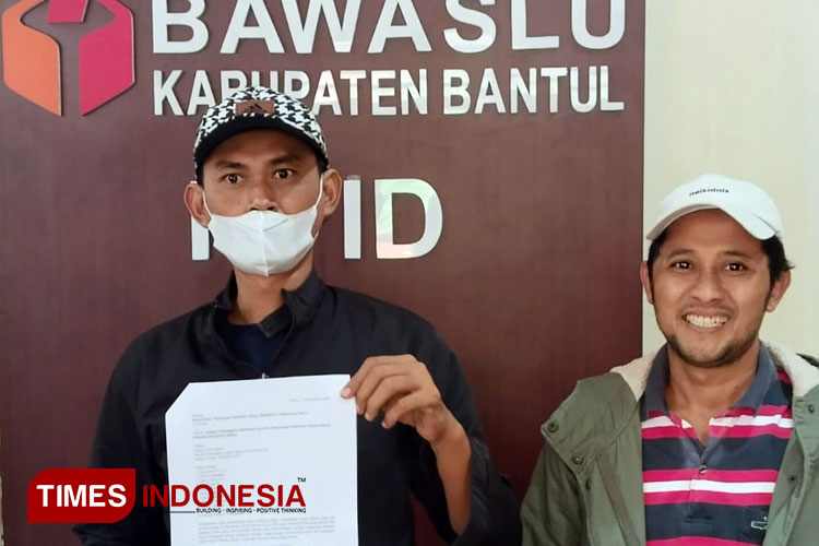 Pose Bersama Paslon, Sejumlah Dukuh Di Bantul dilaporkan ke Bawaslu