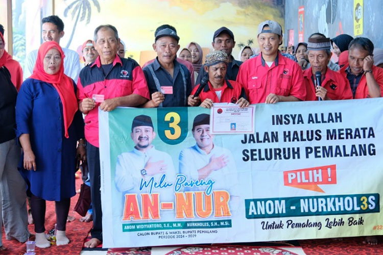 Dukung Paslon An-Nur, Kader PDI Perjuangan Pemalang Pilih Mundur dari Partai