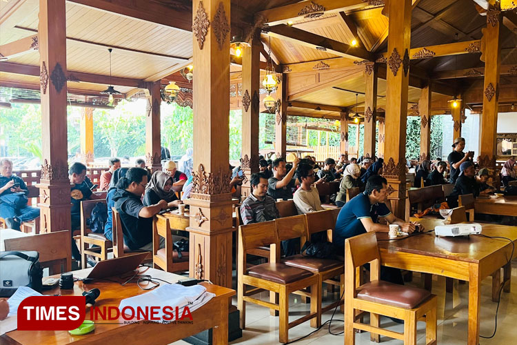 kegiatanMedia-Gathering-KPU-Magetan.jpg