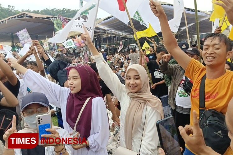 Pilkada Bondowoso, Lautan Manusia Banjiri Kampanye Akbar Paslon Rahmad 