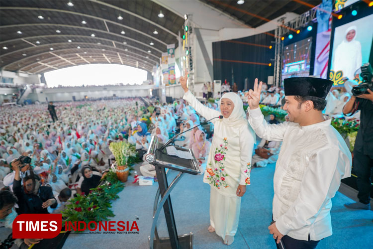 Gelar Doa Bersama, Puluhan Ribu Masyarakat Siap Kawal Suara Khofifah-Emil di Pilgub Jatim 2024