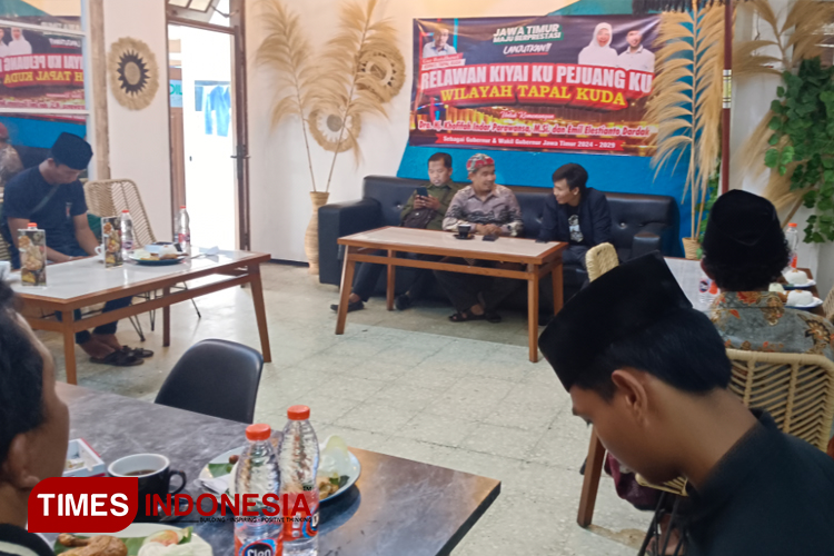 Relawan Kiaiku Membelot dari Risma-Gus Hans Dukung Khofifah-Emil di Pilgub Jatim 2024