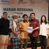 Rotary & Gendhis Ajak Makan Malam Anak Asrama