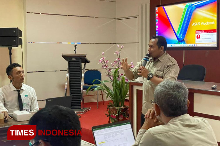 Widyaiswara BBPP Batu, Eko Fendi Baskoro, memberikan pengarahan kepada peserta pelatihan. (FOTO: AJP TIMES Indonesia)