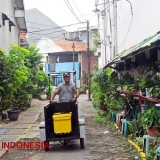 Becak Modular, Kendaraan Listrik untuk Mendukung UMKM Kampoeng Oase Suroboyo