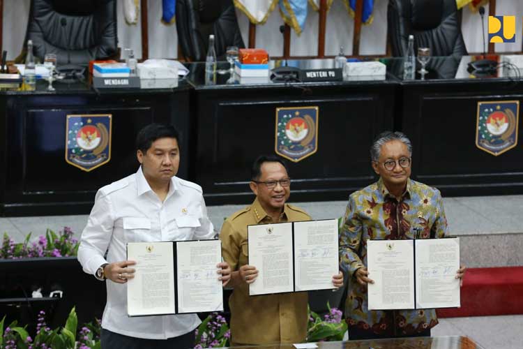 Tandatangani SKB 3 Menteri, Kementerian PU Komitmen Dukung Percepatan Pembangunan 3 Juta Rumah