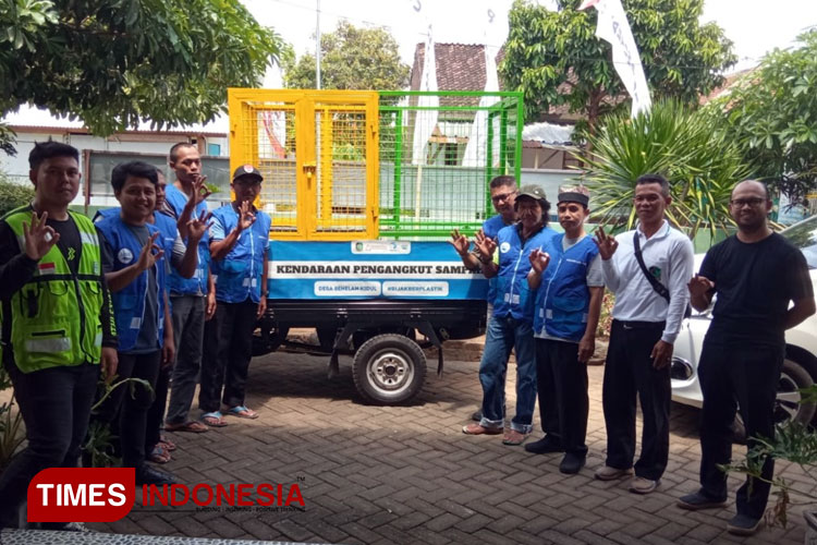 Optimalkan Pengelolaan Sampah, AQUA Banyuwangi Sumbang Kendaraan Khusus