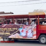 Unik! PPK dan PPS Maesan Bondowoso Sosialisasi Datang ke TPS Menggunakan Odong-odong