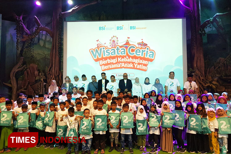 100 Anak Yatim Wisata Ceria di Jatim Park 1 Bersama BSI Maslahat