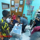 Bawaslu Kota Probolinggo Sita 30 Amplop Berisi Uang dengan Stiker Paslon