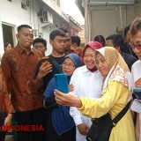 Usai Nyoblos Risma Keliling Kampung