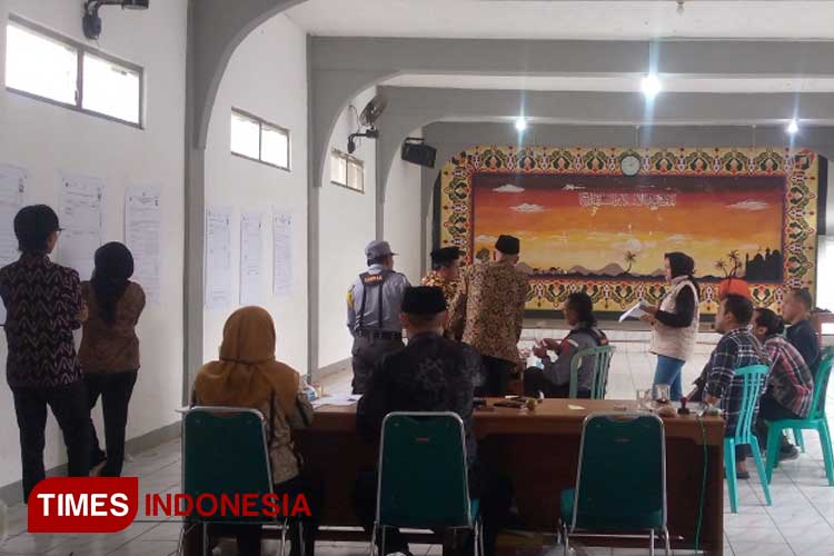 Pilkada Banjarnegara Kondusif, Pasangan 02 Unggul di Sebagian Besar TPS