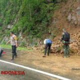 Polres Pacitan, BPBD dan TNI Gerak Cepat Atasi Dampak Bencana Alam di Tengah Cuaca Ekstrem