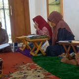 UIN Mengabdi, Pertebal Iman Ibu-Ibu dengan Membaca Al-Qur’an Lebih Baik