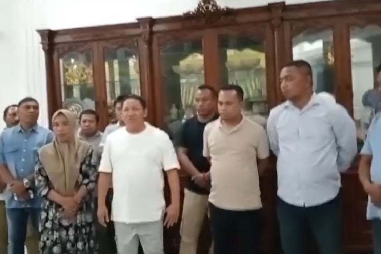 Menang Pilkada Taliabu, Aliong Mus Ucapkan Selamat kepada Sashabila Mus dan La Ode Yasir 