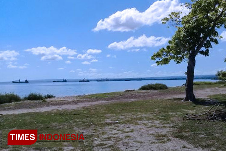 Pantai Londa Empat, Destinasi Eksotis di Dekat Kota Waingapu