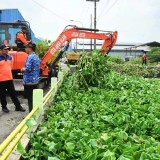 Atasi Dampak Banjir Taman, BPBD Jatim Gandeng Pemkab Sidoarjo Bersihkan Kali Buntung