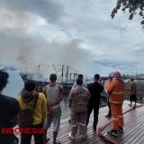 Dua Kapal Ikan di Kabupaten Banyuwangi Terbakar