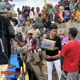 Krisis Air di Gili Ketapang Probolinggo, Bantuan Mengalir dari Berbagai Pihak