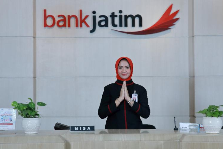 Bank Jatim meraih penghargaan Anugerah TIMES Indonesia (ATI) 2024 Kategori Bank Terbaik Pendukung UMKM. (Bank Jatim)