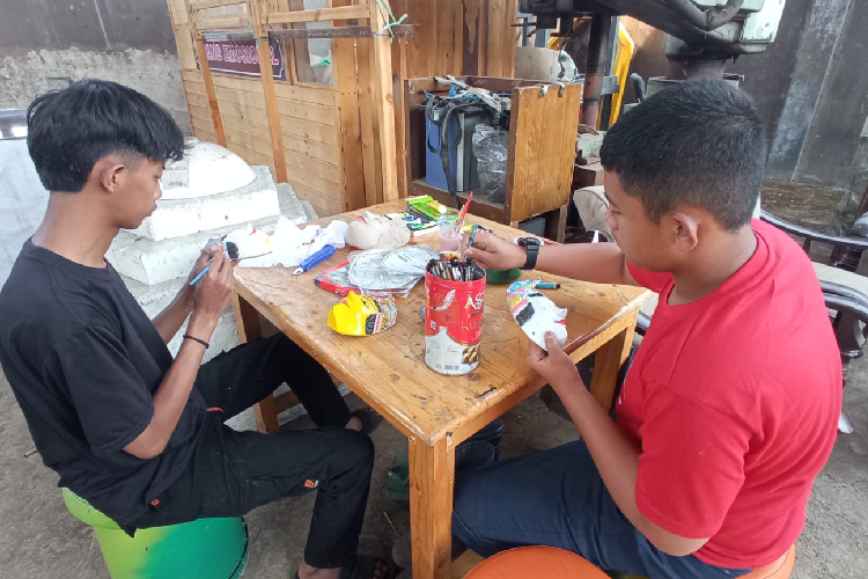 Merayakan-Hari-Disabilitas-Internasional-dengan-Workshop-Melukis-Topeng-Malangan-b.jpg