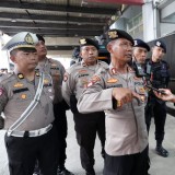 Ratusan Personel Polda Jatim Amankan Rekapitulasi Suara Pilkada 2024 Tingkat Provinsi