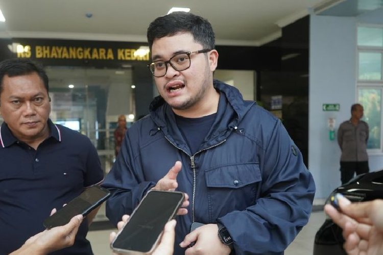 Bupati Kediri Jamin Kehidupan Putra Almarhum Guru Korban Pembunuhan Ngancar