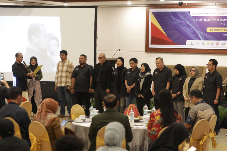 Pelantikan AMSI Sulsel Periode 2024-2028, di Hotel Claro, Kota Makassar. (Foto: Dok. AMSI Sulsel)