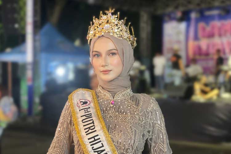 RunnerUp 1 Putri Hijabfluencer Indonesia 2024, Faradila Hesty Dukung Brand Fashion Lokal