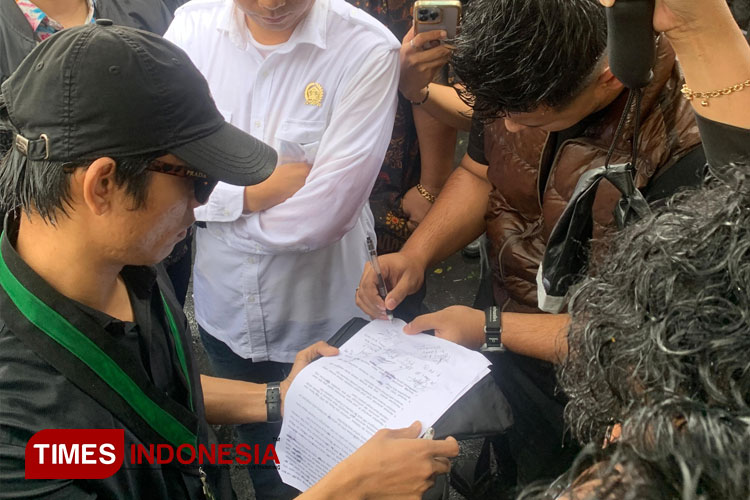 Aksi-demonstrasi-HMI-Kota-Malang-3.jpg