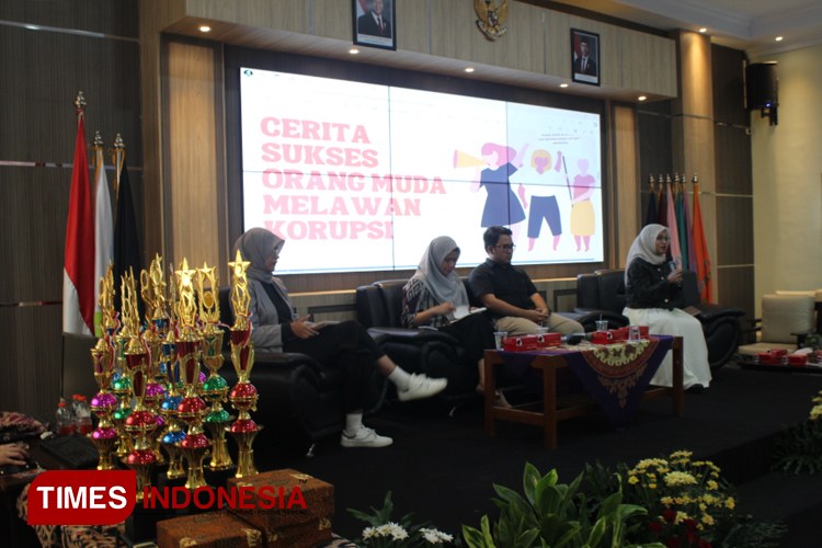 Para narasumber dalam diskusi publik Festival Anti Korupsi 2024 bertema