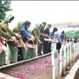 Peringati Hari Juang Kartika, Kodim Ponorogo Gelar Ziarah Rombongan ke TMP