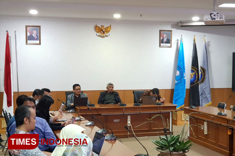 Seminar Perilaku Politik di Era Digital yang diadakan Globalizing UB Project di FIA UB, Kamis (12/12/2024). (FOTO: Achmad Fikyansyah/TIMES Indonesia)