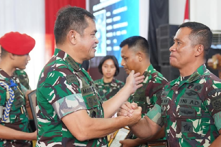 Danbrigif 9 Kostrad Ukir Prestasi di Lomba Menembak Pistol Tingkat Nasional