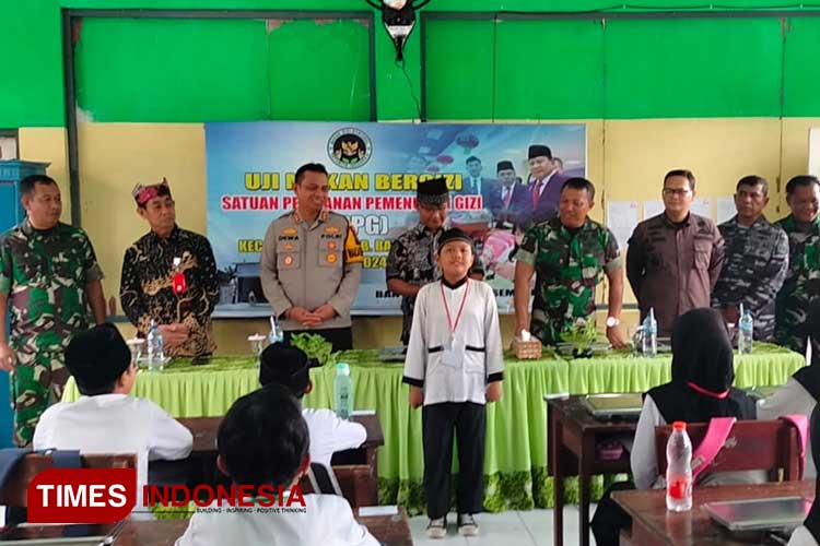 Jadi Kado Tahun Baru, Banyuwangi Kembali Uji Coba Makan Bergizi Gratis