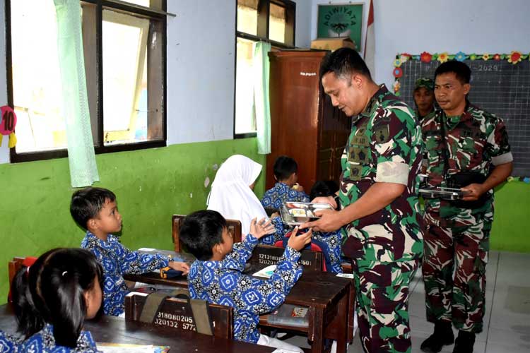 Kodim 0818 Malang-Batu Pelopori Gelar Uji Coba Makan Siang Bergizi