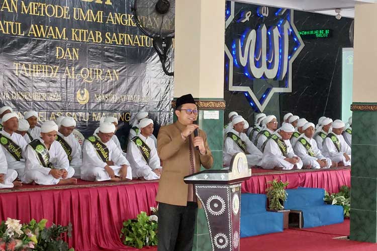 Puluhan Napi Lapas Malang Diwisuda Usai Lulus Uji Materi UMMI