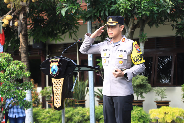 Antisipasi Rawan Kecelakaan, Polres Malang Pasang Rambu Baru dan Cermin Cembung