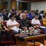 Tingkatkan Wawasan Hukum, DPC Peradi Bandung Undang Tokoh Pemerhati Hukum dan Filsafat