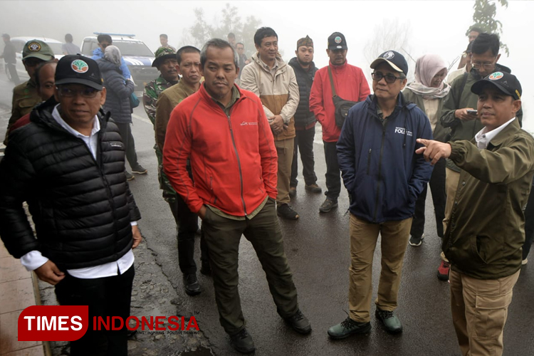 Menteri Kehutanan Pastikan Digitalisasi Layanan TNBTS Berjalan Lancar