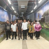 Kado Nataru, Wali Kota Surabaya Resmikan Tunnel TIJ-KBS