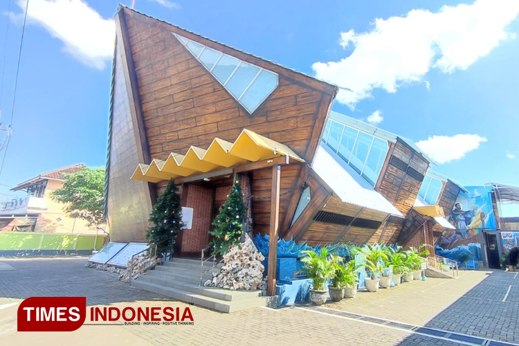 Gereja Kapal Pacitan Siap Sambut Natal 2024