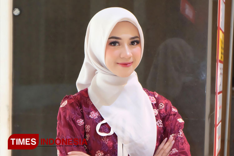 Influencer Siti Anisa Rahayu: Bukti bahwa Seorang Muslimah Bisa Berkarya Tanpa Hambatan