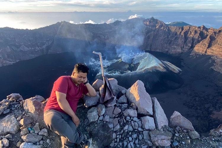 Pendakian Gunung Raung Banyuwangi Ditutup Imbas Terjadinya Erupsi