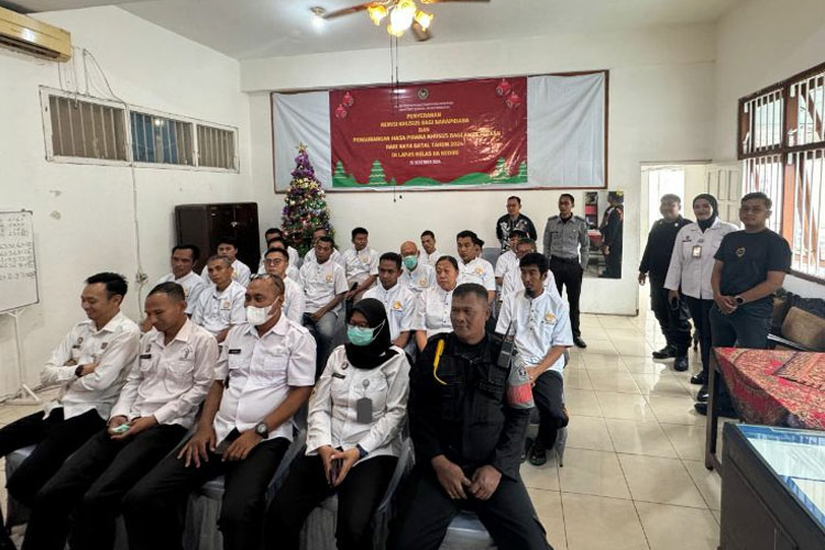 19 Warga Binaan Lapas Kediri Terima Remisi Natal