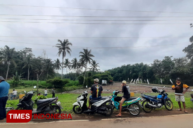 Warga Tolak Pembangunan Tanah Kavling untuk Pemakaman di Tajinan Kabupaten Malang