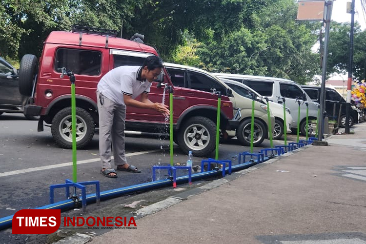 Tugu Tirta Kota Malang Suplai Air Bersih Untuk Haul Akbar Darul Hadits