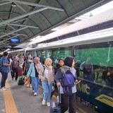 Kereta Api Panoramic Menyuguhkan Pemandangan di Setiap Perjalanan