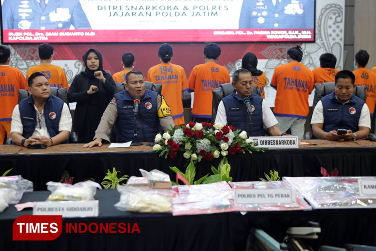 Polda Jatim Bongkar Jaringan Narkoba Internasional, 16 Kilogram Sabu Digagalkan