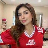 Pesona Ayaa Nufus, News Anchor Cantik yang Menyemarakkan Liputan Timnas Indonesia